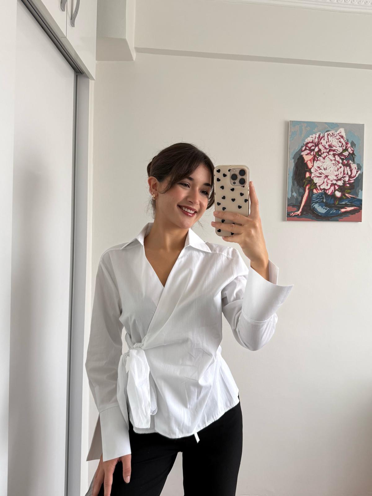 Yandan bağlamalı Viral gömlek - Beyaz