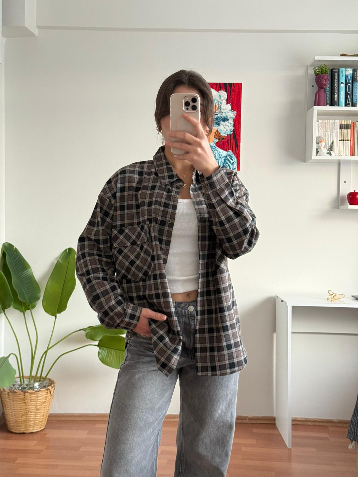 Cep detay ekose gömlek  kahve/siyah